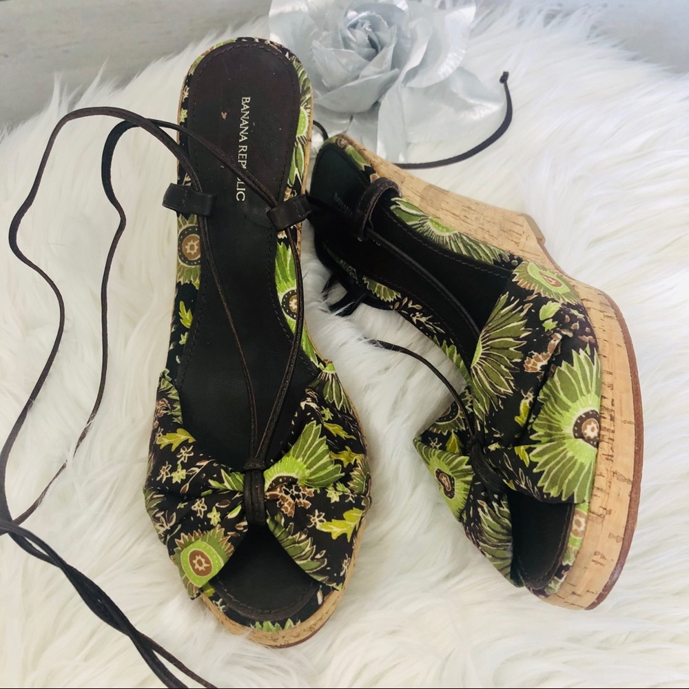 Banana Republic green and brown Shoes